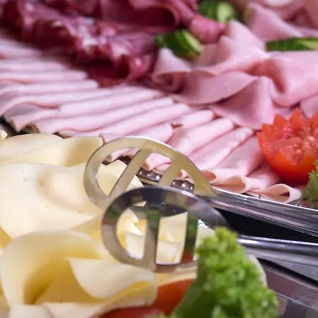 Aramis Отель 4*