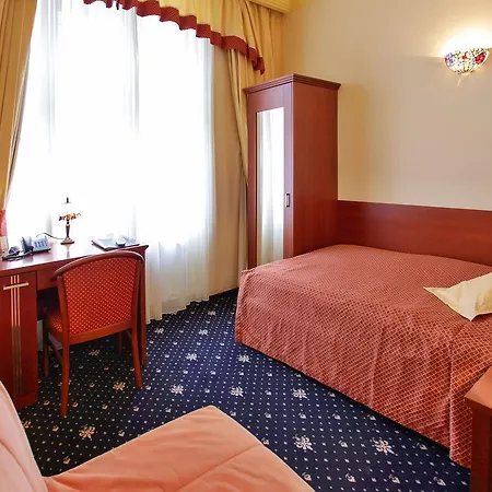 Aramis Praga