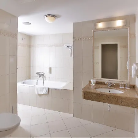 Aramis Hotel 4*