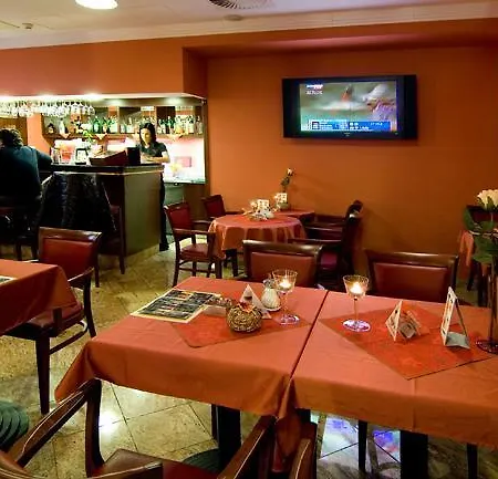 Aramis Hotel 4*